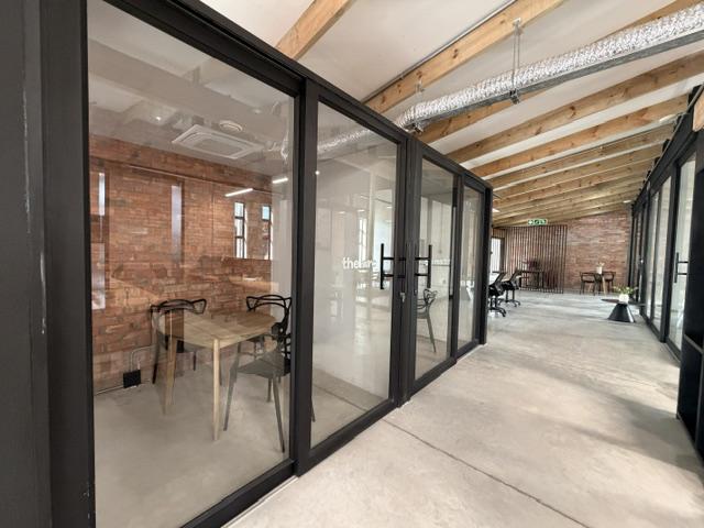 To Let Commercial Property for Rent in Walmer Eastern Cape